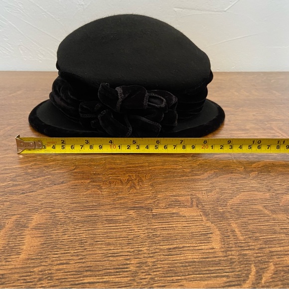 VINTAGE WOOL BLACK WOMENS BOW RIBBON BOWLER CLARA BOW RETRO HAT - Picture 11 of 16